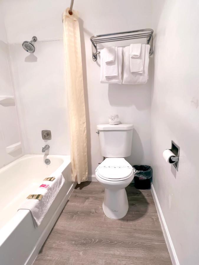 Economy Inn Флоренс Экстерьер фото
